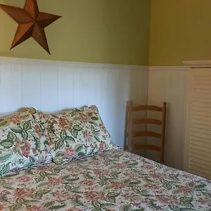*** Bed & Breakfast Arbutus Point Oceanfront Canada